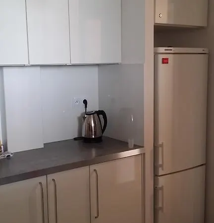 Goodday & Goodnight Apartment