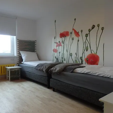 Goodday & Goodnight Apartment *